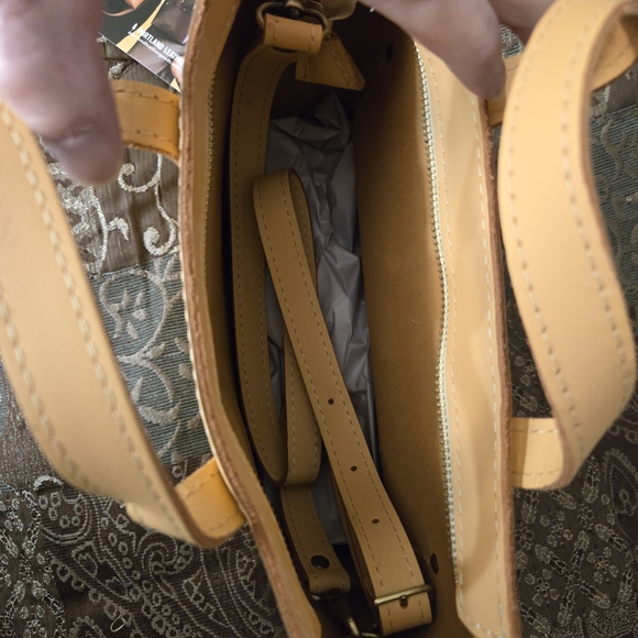 Portland Leather Mamey Mini Cb Tote - Picture 5 of 5